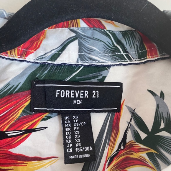 Hawaiian Floral Button Up - Picture 3 of 3